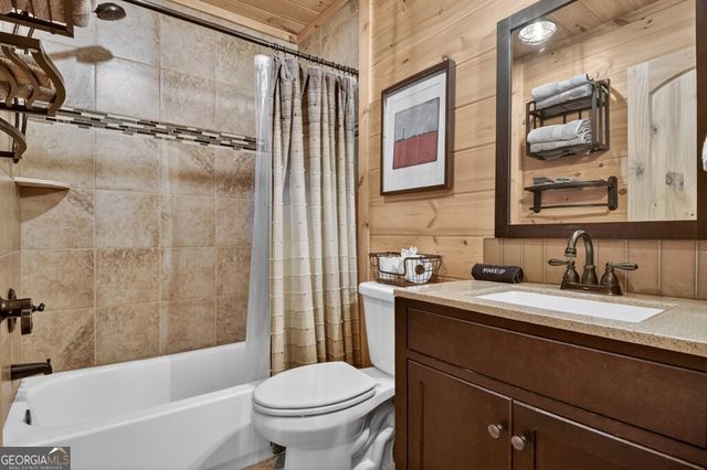 185 Locust Lane, Morganton, GA 30560
