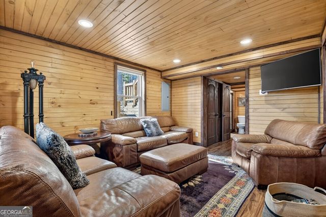 185 Locust Lane, Morganton, GA 30560