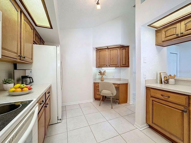 2414 BUCKHORN RUN DRIVE, Valrico, FL 33596