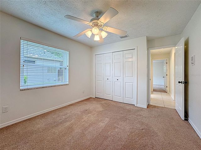 2414 BUCKHORN RUN DRIVE, Valrico, FL 33596