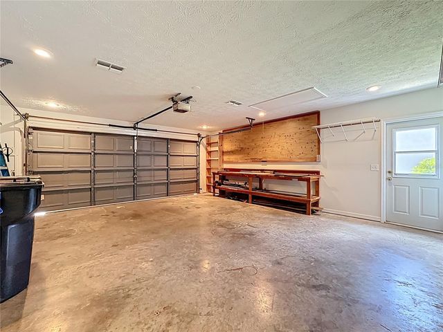 2414 BUCKHORN RUN DRIVE, Valrico, FL 33596