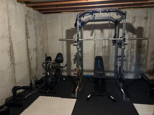 9642 Hummingbird Ct, Reynolds Township, MI 49329