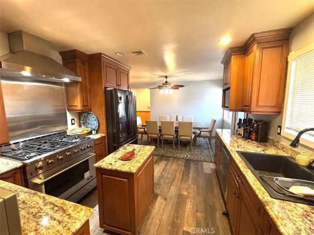 10448 Alabama, Chatsworth, CA 91311