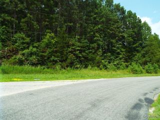 23-3B Riverwood Dr, Lancaster, VA 22503