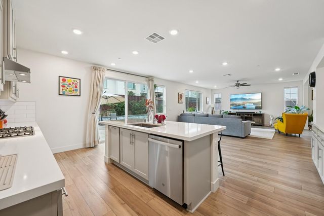 5342 Gatlin Dr, Tracy, CA 95377