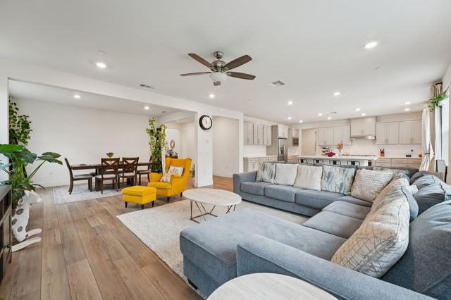 5342 Gatlin Dr, Tracy, CA 95377