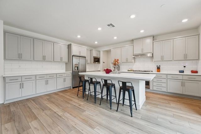 5342 Gatlin Dr, Tracy, CA 95377