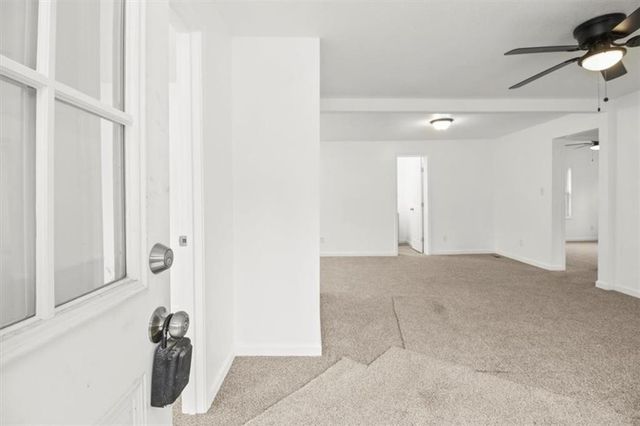 11800 Henry Street, Sugar Creek, MO 64054