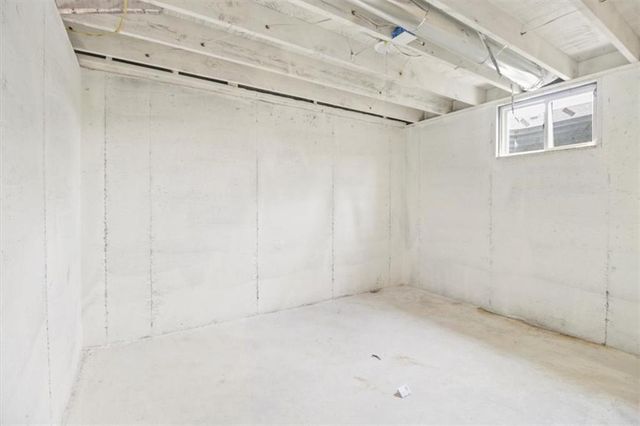 11800 Henry Street, Sugar Creek, MO 64054