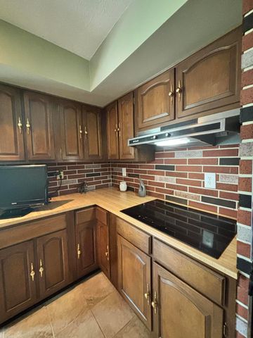 4027 Whitemark Court, Lexington, KY 40516