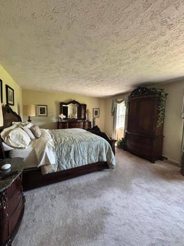 4027 Whitemark Court, Lexington, KY 40516