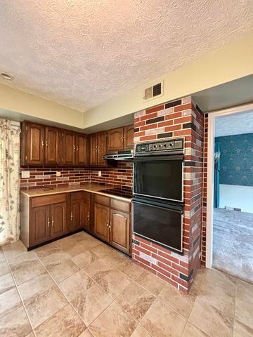 4027 Whitemark Court, Lexington, KY 40516