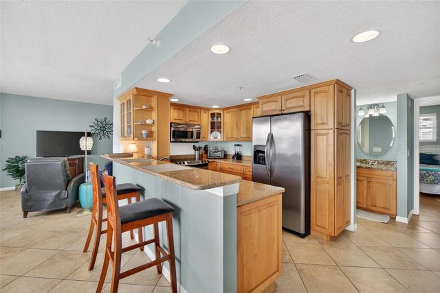 445 HAMDEN DRIVE 405, Clearwater Beach, FL 33767