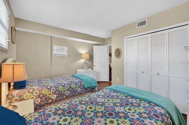 445 HAMDEN DRIVE 405, Clearwater Beach, FL 33767