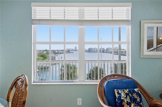 445 HAMDEN DRIVE 405, Clearwater Beach, FL 33767