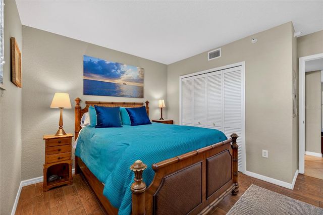 445 HAMDEN DRIVE 405, Clearwater Beach, FL 33767