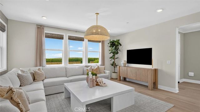 324 Bracken, Irvine, CA 92618