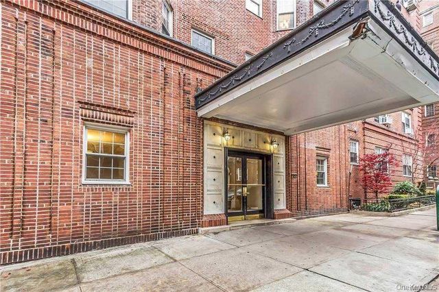 35-24 78th Street B-14, Jackson Heights, NY 11372
