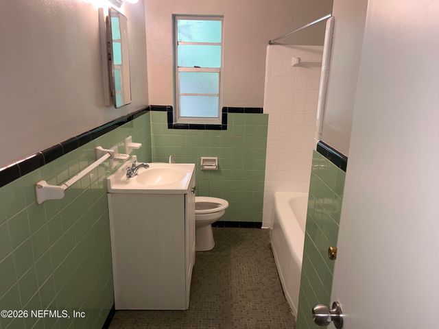 6560 BARMER Drive S, Jacksonville, FL 32210