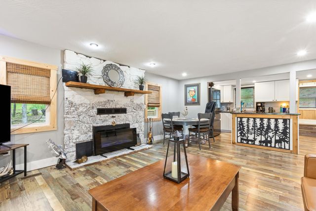 59 Tom Turkey Circle, Branson West, MO 65737