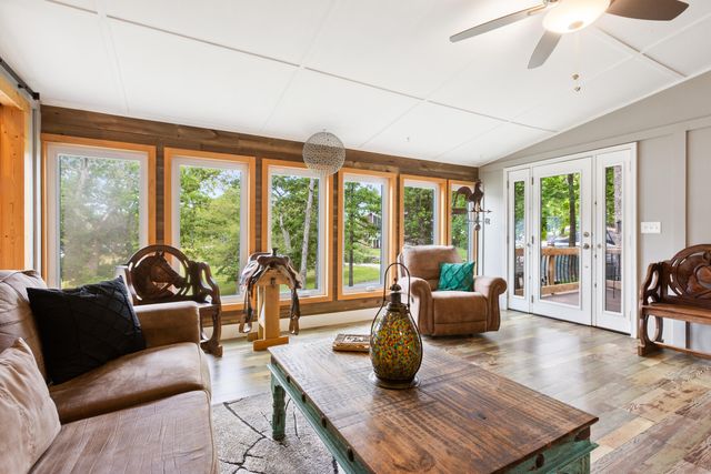 59 Tom Turkey Circle, Branson West, MO 65737