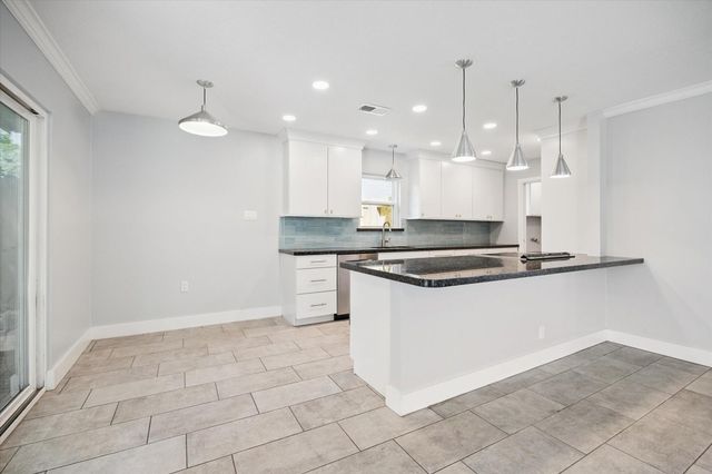 9407 Meadowbriar Lane, Houston, TX 77063