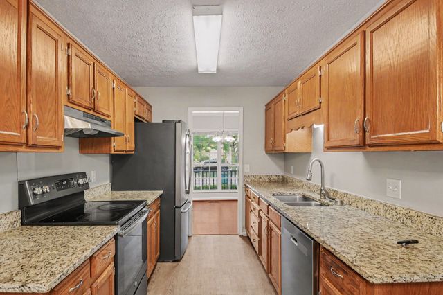 122 Buckingham Ct, Goodlettsville, TN 37072