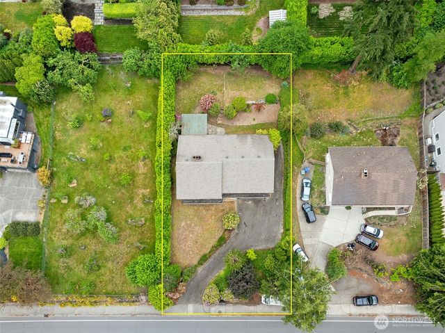 9510 Lake Washington Boulevard NE, Bellevue, WA 98004