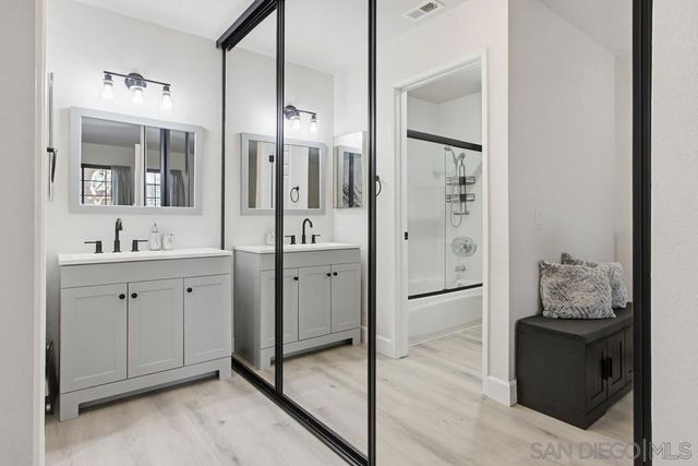 13330 Caminito Ciera 17, San Diego, CA 92129