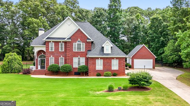 121 Cambridge Drive S, Griffin, GA 30224