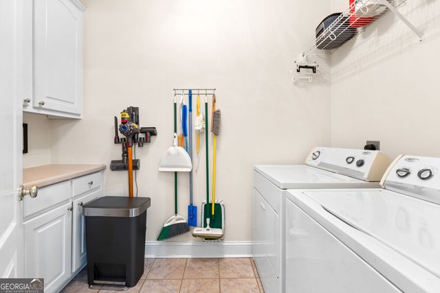 121 Cambridge Drive S, Griffin, GA 30224