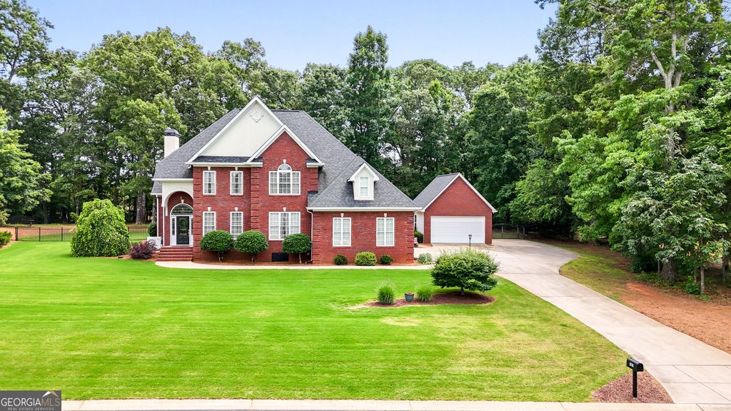 121 Cambridge Drive S, Griffin, GA 30224