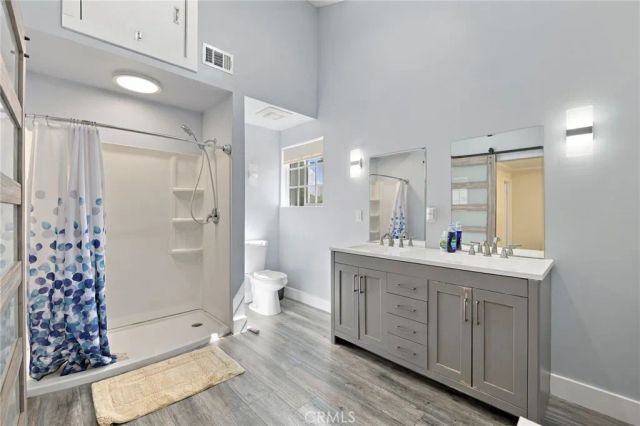 7339 Alabama Avenue, Canoga Park, CA 91303
