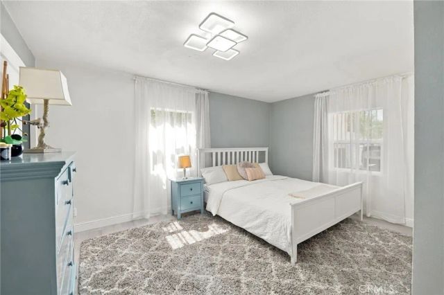 7339 Alabama Avenue, Canoga Park, CA 91303