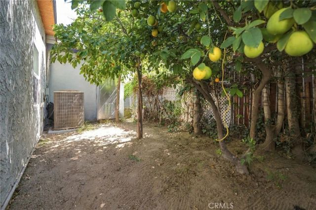 7339 Alabama Avenue, Canoga Park, CA 91303