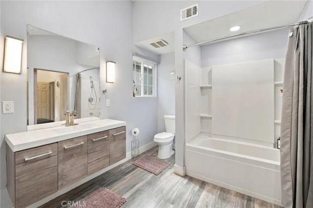 7339 Alabama Avenue, Canoga Park, CA 91303
