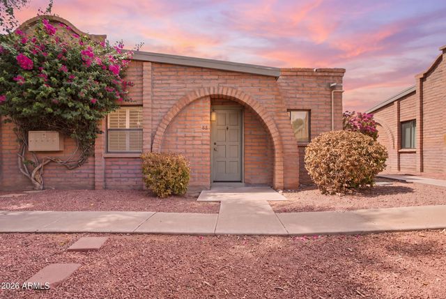 4430 E HUBBELL Street 88, Phoenix, AZ 85008