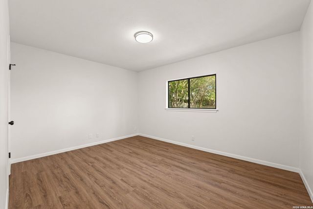 13010 Maple Park Dr, San Antonio, TX 78249