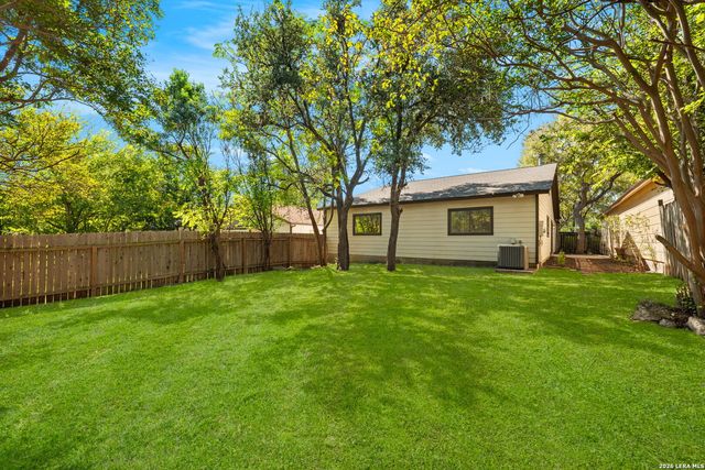 13010 Maple Park Dr, San Antonio, TX 78249