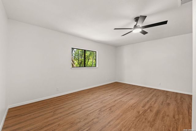 13010 Maple Park Dr, San Antonio, TX 78249