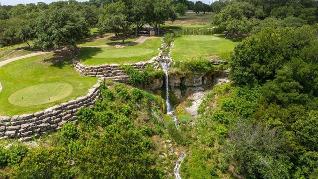6009 Montrose Court E, Cleburne, TX 76033