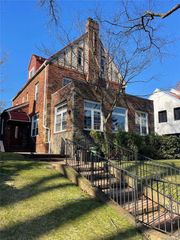 80-56 Grenfell Street, Kew Gardens, NY 11415