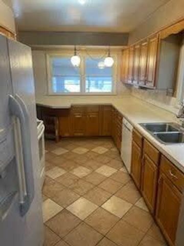 840 N Wattles Road, Battle Creek, MI 49014