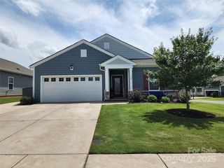 195 Willow Valley Drive, Mooresville, NC 28115