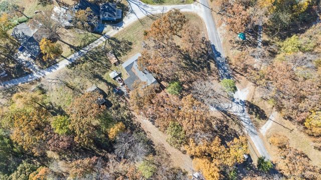 32060 Lavender Lane, Afton, OK 74331