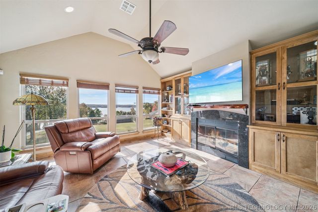32060 Lavender Lane, Afton, OK 74331
