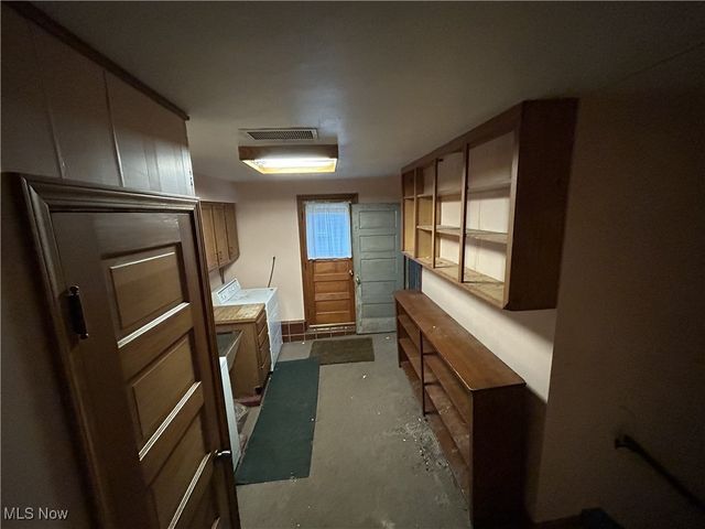 21561 Maydale Avenue, Euclid, OH 44123