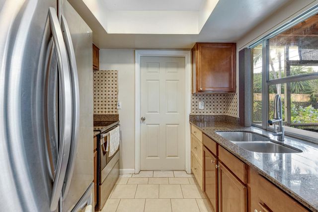 2707 NW 53rd Street, Fort Lauderdale, FL 33309