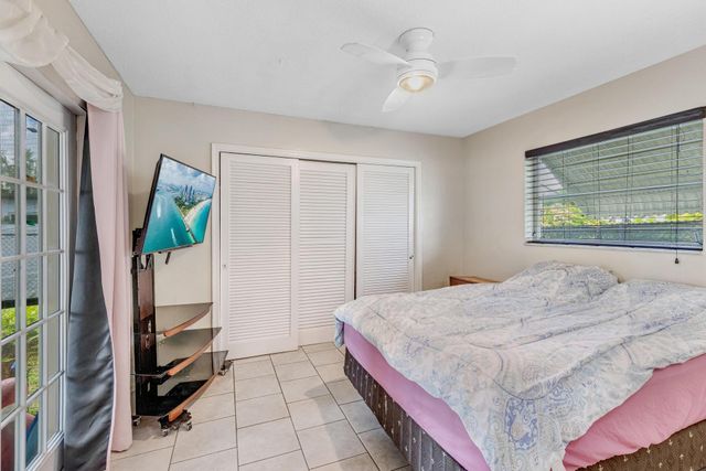 2707 NW 53rd Street, Fort Lauderdale, FL 33309