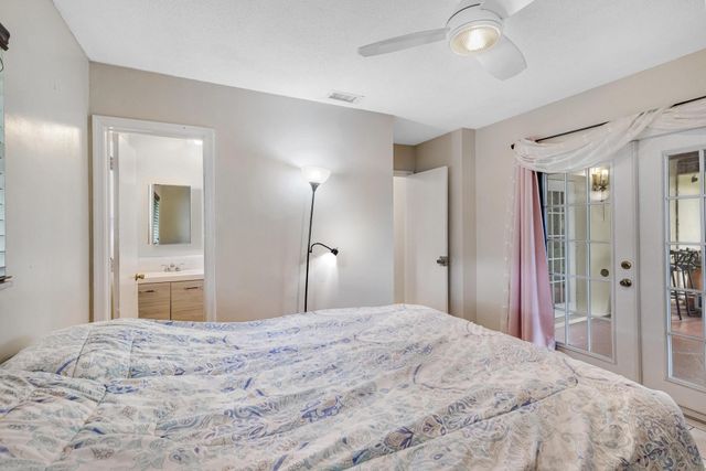 2707 NW 53rd Street, Fort Lauderdale, FL 33309